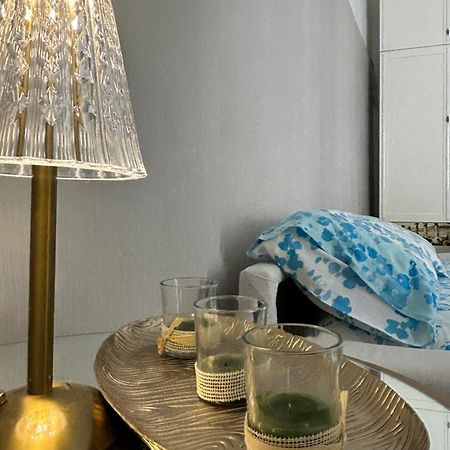 La Finestrella Apartment Giardina Gallotti Bagian luar foto